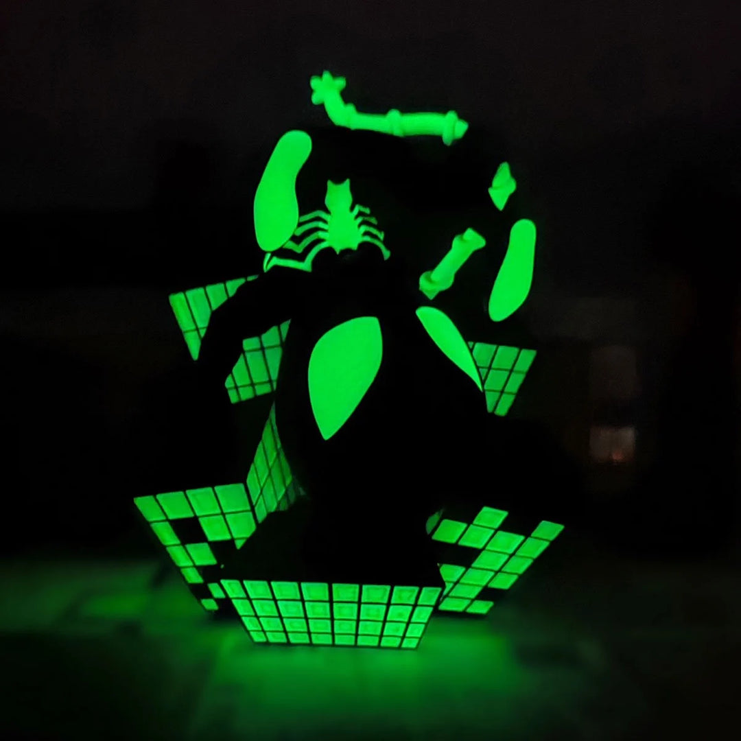 Marvel Comics Collection Spectacular Spider-Man #101 Glow in the Dark Vinyl Figure #36 - Entertainment Earth Exclusive